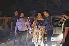 'ನಾನು ಸೆಲೆಬ್ರಿಟಿ, 5 ನಿಮಿಷ ಜನರನ್ನು ತಡೆದು ಮಗನ ಬರ್ತ್ ಡೇ ಆಚರಿಸಿದರೆ ಏನು ತಪ್ಪು?': ಗುಜರಾತ್ ಉದ್ಯಮಿಯ ದರ್ಪದ ವರ್ತನೆ; Video