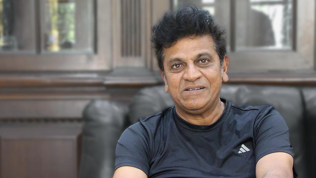 'ಯಾರ ಮನೆಯನ್ನೂ ಒಡೆಯೋಕೆ ಹೋಗಬಾರದು': ದರ್ಶನ್-ಸುದೀಪ್ ಫ್ಯಾನ್ಸ್ ವಾರ್ ಕುರಿತು ಶಿವಣ್ಣ ಖಡಕ್ ಮಾತು!