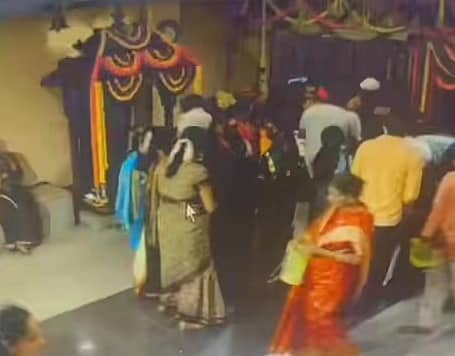 ಬ್ರಹ್ಮ ಬೈದರ್ಕಳ ಗರಡಿ ನೇಮೋತ್ಸವದಲ್ಲಿ ಅಜ್ಜಿಯ ಚಿನ್ನದ ಸರ ಕದ್ದ ಕಳ್ಳಿಯರು: ಸಿಸಿಟಿವಿಯಲ್ಲಿ ದೃಶ್ಯ ಸೆರೆ; Video