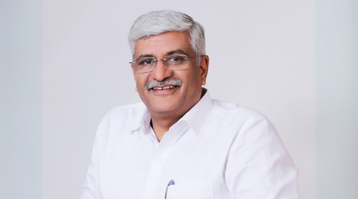 TNIE ವರದಿ ಫಲಶೃತಿ: ಸ್ವಚ್ಛತೆ ಪರಿಶೀಲಿಸಲು ಪ್ರವಾಸೋದ್ಯಮ ಸಚಿವ ಗಜೇಂದ್ರ ಸಿಂಗ್ ಶೇಖಾವತ್ ಹಂಪಿಗೆ ಭೇಟಿ