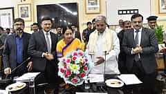 ಕುರ್ಚಿ ಕದನಕ್ಕೆ ಬಿಗ್ ಟ್ವಿಸ್ಟ್‌; ಈ ಬಾರಿಯೂ ನಾನೇ ಬಜೆಟ್ ಮಂಡಿಸುತ್ತೇನೆ, ಸಿದ್ಧತೆ ಆರಂಭ: CM ಸಿದ್ದರಾಮಯ್ಯ