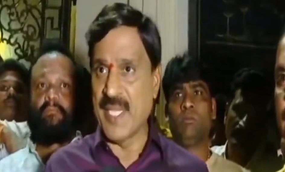 ಬಳ್ಳಾರಿ ಘರ್ಷಣೆ: ಜನಾರ್ದನ ರೆಡ್ಡಿ, ಶ್ರೀರಾಮುಲು ಸೇರಿ 11 ಮಂದಿ ವಿರುದ್ಧ ಕೇಸು ದಾಖಲು