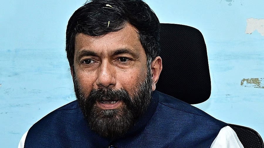 ಮೇ 20ರೊಳಗೆ ಸಚಿವ ಸಂಪುಟ ವಿಸ್ತರಣೆ: ಈಗಿರುವ ಶೇ.50 ಸಚಿವರನ್ನು ಕೈಬಿಡಿ; ಸಲೀಂ ಆಹ್ಮದ್