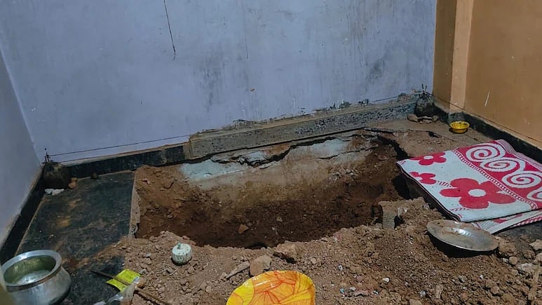 'ನಿಧಿ'ಗಾಗಿ ಬಲಿಯಾಗಲಿದ್ದ ಮಗು: ಅಧಿಕಾರಿಗಳಿಂದ ಕೊನೆಕ್ಷಣದಲ್ಲಿ ಬಚಾವ್!