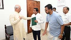 ಮಲಯಾಳಂ ಕಡ್ಡಾಯ ಮಸೂದೆ: ಕಾಸರಗೋಡು ಕನ್ನಡ ಭಾಷಿಕರ ಮೇಲೆ ಪರಿಣಾಮ; ರಾಜ್ಯ ನಿಯೋಗದಿಂದ ಕೇರಳ ರಾಜ್ಯಪಾಲರ ಭೇಟಿ!