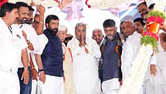 ಇನ್ನೆಷ್ಟು ದಿನ ಇರ್ತಿನೋ ಗೊತ್ತಿಲ್ಲ: ಅರಸು ದಾಖಲೆ ಮುರಿದ ಬೆನ್ನಲ್ಲೇ ಸಿಎಂ ಸಿದ್ದರಾಮಯ್ಯ ಅಚ್ಚರಿ ಹೇಳಿಕೆ