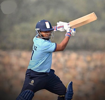 Vijay Hazare Trophy: ಅಭಿಷೇಕ್ ಶರ್ಮಾ ಬೌಲಿಂಗ್ನಲ್ಲಿ ಒಂದೇ ಓವರ್ಗೆ 30 ರನ್ ಗಳಿಸಿದ ಸರ್ಫರಾಜ್ ಖಾನ್; ದಾಖಲೆ ನಿರ್ಮಾಣ!