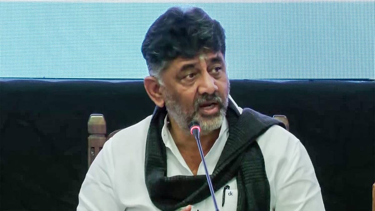 ರಾಜ್ಯ ರಾಜಕೀಯ ಬೆಳವಣಿಗೆ: ಡಿಸಿಎಂ ಡಿ.ಕೆ ಶಿವಕುಮಾರ್ ದಾವೊಸ್ ಪ್ರವಾಸ ದಿಢೀರ್ ರದ್ದು