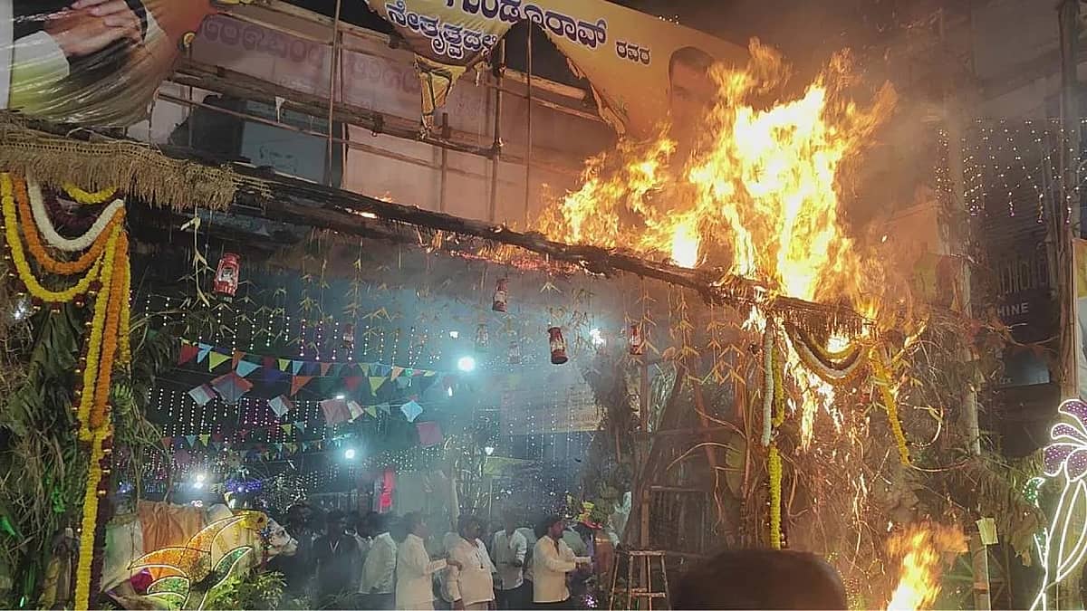 ಬೆಂಗಳೂರು: ಆರೋಗ್ಯ ಸಚಿವ ದಿನೇಶ್ ಗುಂಡೂರಾವ್ ಕಾರ್ಯಕ್ರಮದಲ್ಲಿ ಭಾರಿ ಅಗ್ನಿ ಅವಘಡ!