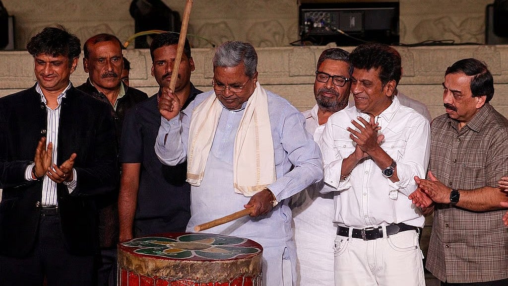 Bengaluru Habba-2026: ಯಾವುದೇ ರಾಜ್ಯದಿಂದ ಜನ ವಾಸಿಸಲು ಬಂದರೂ ಕನ್ನಡ ಕಲಿತು ಕನ್ನಡಿಗರಾಗಿ ಬಾಳಬೇಕು - ಸಿಎಂ