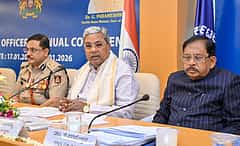 ಮಹಾರಾಷ್ಟ್ರ ಪೊಲೀಸ್ ಮೈಸೂರಿನ ಡ್ರಗ್ಸ್ ಫ್ಯಾಕ್ಟರಿ ಭೇದಿಸುತ್ತಾರೆ, ನೀವೇನು ಮಾಡ್ತಿದ್ದೀರಿ: ಕರ್ನಾಟಕ ಪೊಲೀಸರಿಗೆ ಸಿದ್ದರಾಮಯ್ಯ ಪ್ರಶ್ನೆ; Video