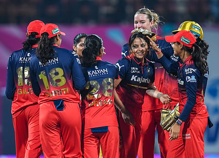 WPL 2026: ಸೋಲನ್ನೇ ಕಾಣದೆ ಪ್ಲೇಆಫ್ ತಲುಪಿದ RCB; ಉಳಿದೆರಡು ಸ್ಥಾನಗಳಿಗಾಗಿ ನಾಲ್ಕು ತಂಡಗಳ ಪೈಪೋಟಿ!