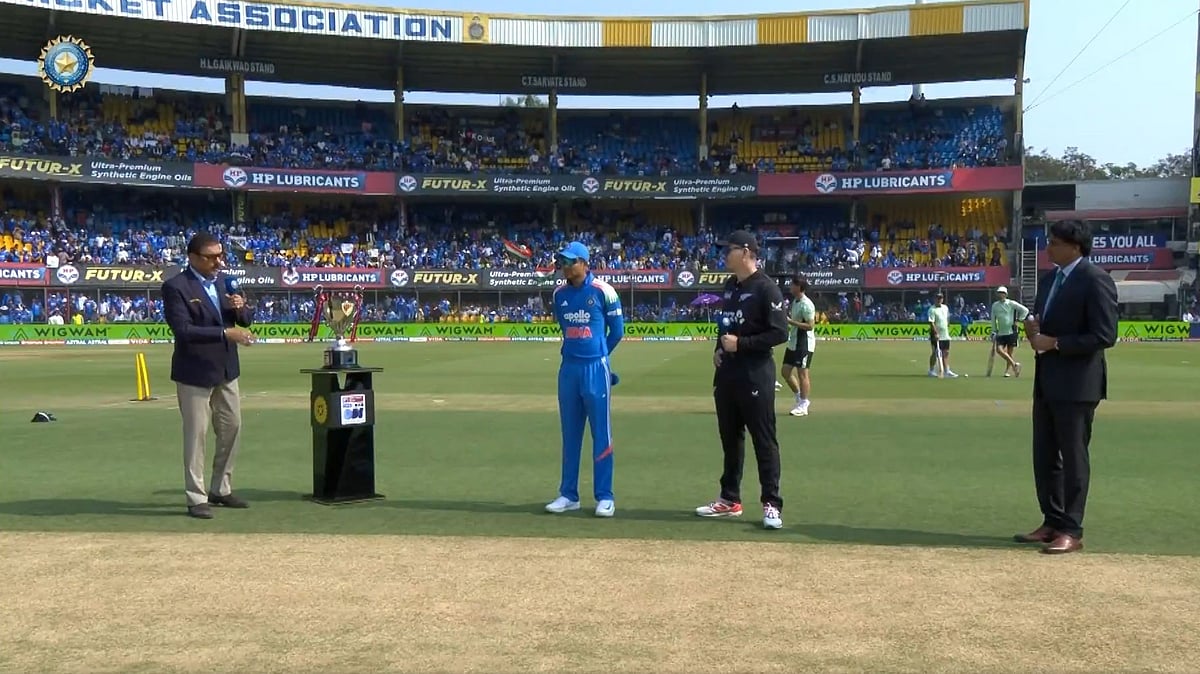 3rd ODI: Virat Kohli ಶತಕದ ಮೇಲೆ ಕಣ್ಣು, ನ್ಯೂಜಿಲೆಂಡ್ ವಿರುದ್ಧ ಟಾಸ್ ಗೆದ್ದ ಭಾರತ ಬೌಲಿಂಗ್ ಆಯ್ಕೆ!