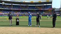 3rd ODI: Virat Kohli ಶತಕದ ಮೇಲೆ ಕಣ್ಣು, ನ್ಯೂಜಿಲೆಂಡ್ ವಿರುದ್ಧ ಟಾಸ್ ಗೆದ್ದ ಭಾರತ ಬೌಲಿಂಗ್ ಆಯ್ಕೆ!