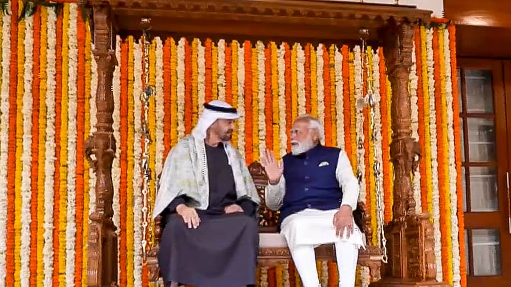ದೆಹಲಿಗೆ UAE ಅಧ್ಯಕ್ಷರ ಭೇಟಿ; ವ್ಯಾಪಾರ, ಹೂಡಿಕೆ, ಇಂಧನ, ರಕ್ಷಣೆ ಕುರಿತು ಪ್ರಧಾನಿ ಮೋದಿ ಜತೆ ಚರ್ಚೆ
