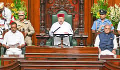 ಒಂದೇ ಸಾಲು, ಎರಡೇ ಮಾತು: ಭಾಷಣ ಅರ್ಧಕ್ಕೇ ಮೊಟಕುಗೊಳಿಸಿ ಸದನ ಬಿಟ್ಟು ನಿರ್ಗಮಿಸಿದ ರಾಜ್ಯಪಾಲ ಗೆಹ್ಲೋಟ್; Video