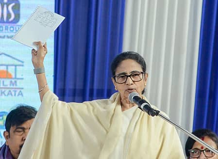 SIR ಆತಂಕ; ಪಶ್ಚಿಮ ಬಂಗಾಳದಲ್ಲಿ ಪ್ರತಿದಿನ ಮೂರರಿಂದ ನಾಲ್ವರು ಆತ್ಮಹತ್ಯೆ: ಮಮತಾ ಬ್ಯಾನರ್ಜಿ