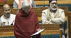 ಅಜಿತ್ ಪವಾರ್ ದುರಂತ ಅಂತ್ಯ: ಪವಾರ್ ಸಾಮ್ರಾಜ್ಯದ ಚುಕ್ಕಾಣಿ ಹಿಡಿಯುತ್ತಾರಾ ಸುನೇತ್ರಾ? ದಾದಾ  ಪತ್ನಿಗೆ NCP ಸಾರಥ್ಯ!