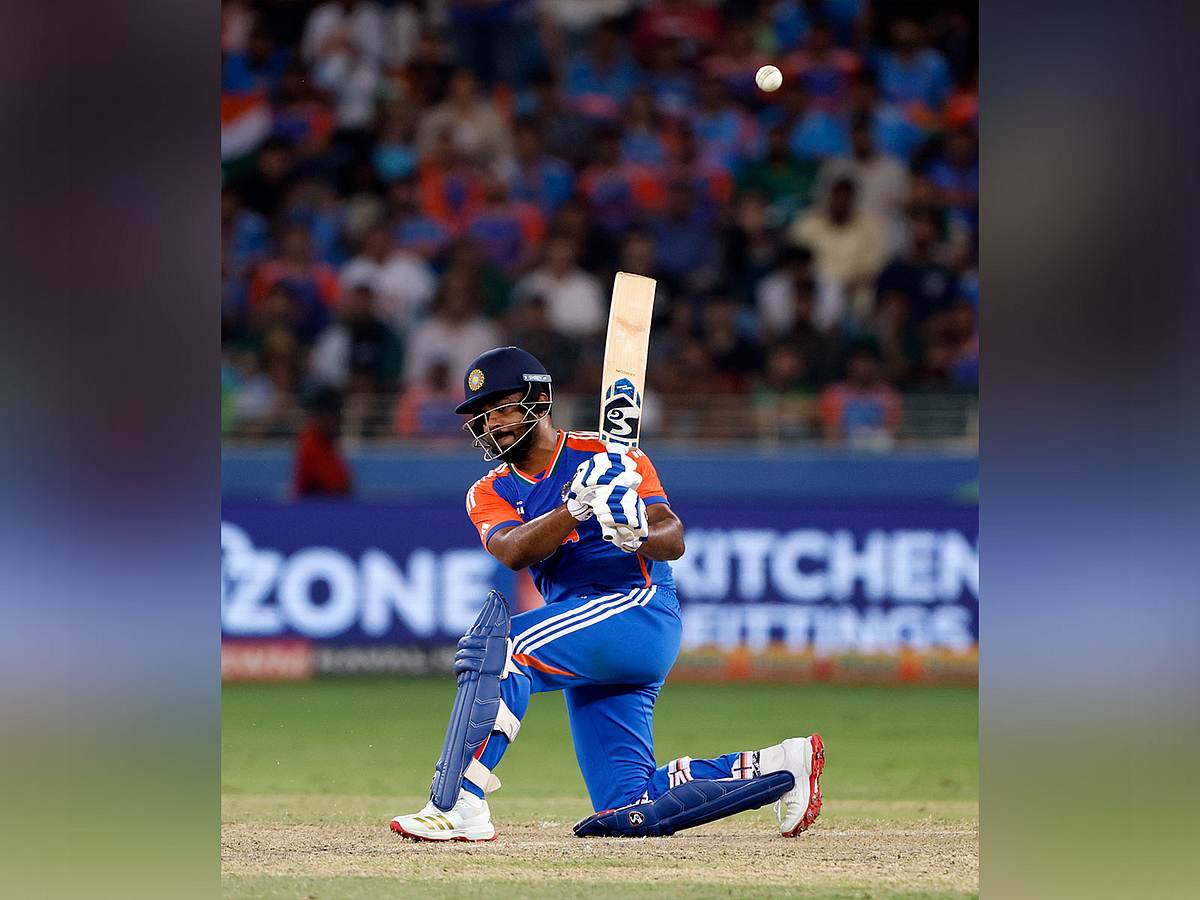 'ಕೆಎಲ್ ರಾಹುಲ್ ಅವರಂತೆ ಅಲ್ಲ...': ಟೀಂ ಇಂಡಿಯಾ ಪ್ಲೇಯಿಂಗ್ XIನಿಂದ ಸಂಜು ಸ್ಯಾಮ್ಸನ್ ಹೊರಗಿಟ್ಟ ಬಗ್ಗೆ CSK ಮಾಜಿ ಕೋಚ್!