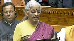 Union Budget 2026: ಭಾರತೀಯ ಡೇಟಾ ಸೆಂಟರ್ಗಳನ್ನು ಬಳಸುವ ವಿದೇಶಿ ಕ್ಲೌಡ್ ಸಂಸ್ಥೆಗಳಿಗೆ 2047 ರವರೆಗೆ 'Tax holiday'