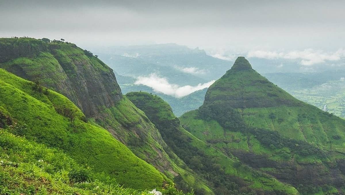 ಲೋನಾವಾಲ: ಸೋಲೋ ಟ್ರಿಪ್ ಹೋಗಿದ್ದ ಕಾನೂನು ವಿದ್ಯಾರ್ಥಿನಿ ಆತ್ಮಹತ್ಯೆ!