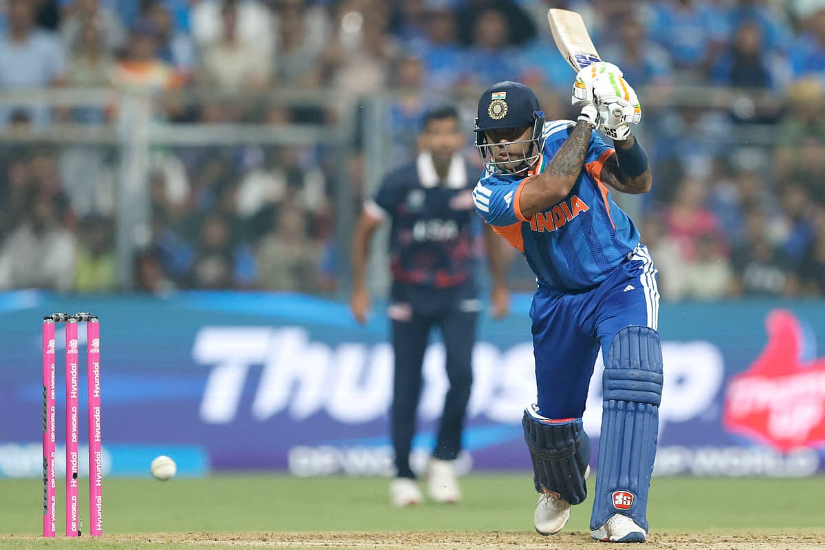T20 ವಿಶ್ವಕಪ್ 2026: USA ಬೌಲರ್ ಗಳ ಎದುರು ಪರದಾಡಿದ ಭಾರತ, ಸೂರ್ಯ ಏಕಾಂಗಿ ಹೋರಾಟ; 161 ರನ್