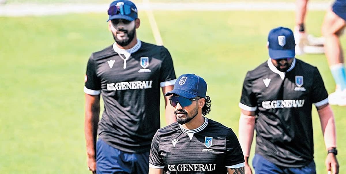 T20 World Cup 2026: ಇಟಾಲಿಯನ್ ಕ್ರಿಕೆಟ್ ತಂಡದಲ್ಲಿದ್ದಾರೆ ಪಿಜ್ಜಾ ತಯಾರಕ, ದೈಹಿಕ ಶಿಕ್ಷಣ ಶಿಕ್ಷಕ, ಕ್ಯಾಬ್ ಚಾಲಕ!