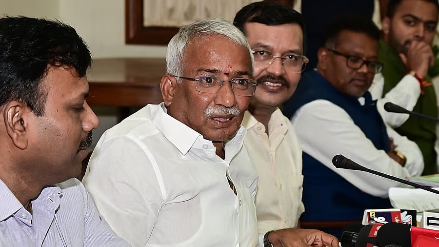 ನನ್ನ ವಿರುದ್ಧ ಆರೋಪ ರಾಜಕೀಯ ಪ್ರೇರಿತ, ಅಧಿಕಾರಿಗಳು ನನ್ನ ಹೆಸರನ್ನು ದುರುಪಯೋಗಪಡಿಸಿಕೊಂಡರು: ಸಚಿವ ತಿಮ್ಮಾಪುರ