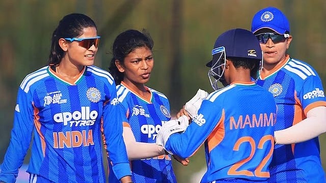 IND vs Pak ಪುರುಷರ T20 World Cup ಪಂದ್ಯಕ್ಕೆ ಮುನ್ನ ಪಾಕ್ ಮಹಿಳಾ ತಂಡವನ್ನು 61 ಎಸೆತದಲ್ಲೇ ಸೋಲಿಸಿದ ಭಾರತ!