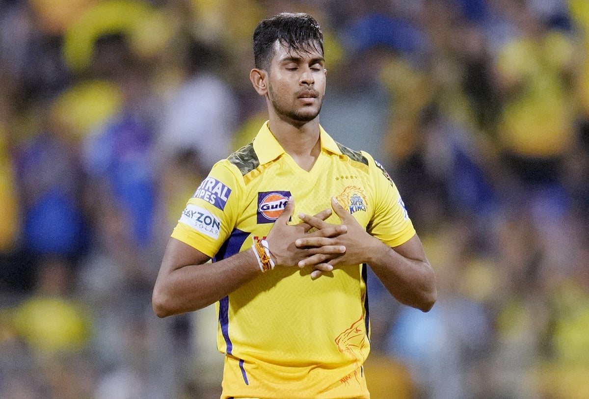 T20 World Cup 2026: ಅರ್ಧಕ್ಕೇ ಮೈದಾನದಿಂದ ಹೊರನಡೆದ ಮತೀಶಾ ಪತಿರಾಣ; IPL 2026ಕ್ಕೂ ಮುನ್ನ KKR ಗೆ ಹಿನ್ನಡೆ!