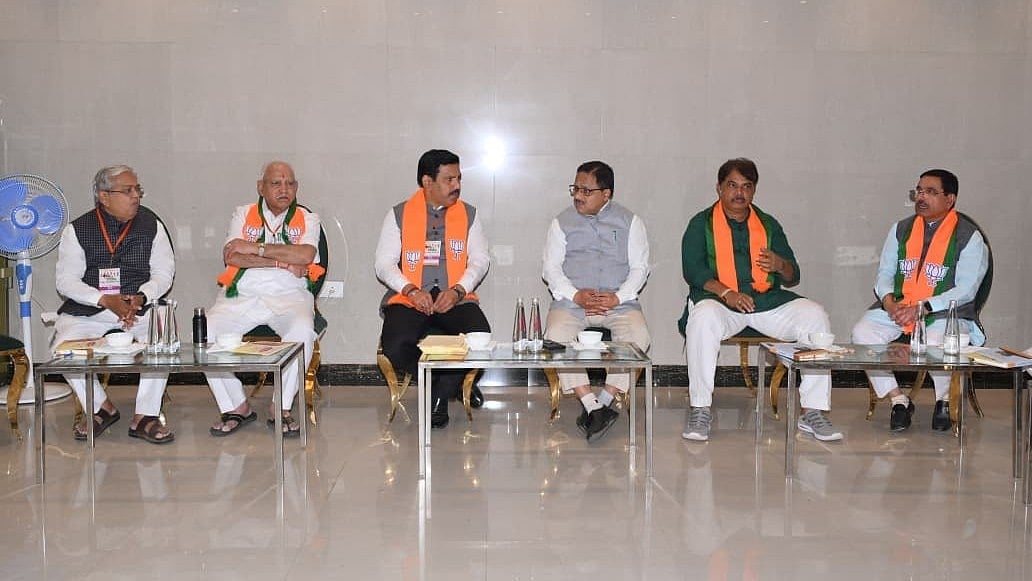 ರಾಜ್ಯ ಬಿಜೆಪಿ ಕಾರ್ಯಕಾರಿಣಿ ಸಭೆ: ಕಾಂಗ್ರೆಸ್ ಸರ್ಕಾರದ ವಿರುದ್ಧ 6 ನಿರ್ಣಯ ಮಂಡನೆ
