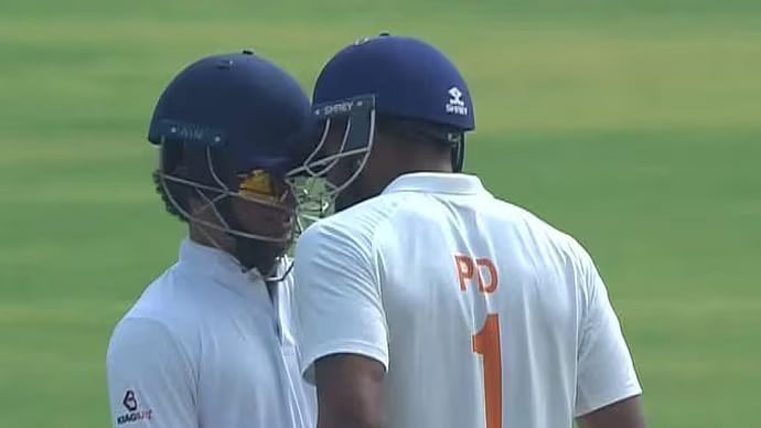 Ranji Trophy final: ಕರ್ನಾಟಕದ ಕೆ.ವಿ ಅನೀಶ್‌ಗೆ ಡಿಚ್ಚಿ ಹೊಡೆದ ಜಮ್ಮು ಮತ್ತು ಕಾಶ್ಮೀರ ತಂಡದ ನಾಯಕ, Video