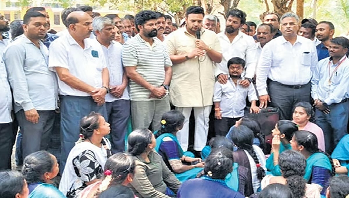 KSIC ಜಮೀನಿನಲ್ಲಿ ಕ್ರೀಡಾಂಗಣ ನಿರ್ಮಾಣ ವಿಚಾರ: ಚಾಮರಾಜ ಕ್ಷೇತ್ರದಿಂದ ಕಣಕ್ಕಿಳಿಯುವ ಲೆಕ್ಕಾಚಾರ; ಈ ನೆಪದಲ್ಲಾದ್ರೂ ಯದುವೀರ್-ಪ್ರತಾಪ್ ಸಿಂಹ ಒಂದಾಗ್ತಾರಾ?