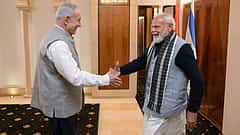 ಭಾರತದ ಸಾಂಪ್ರದಾಯಿಕ ಉಡುಪು ಧರಿಸಿ ಸ್ನೇಹಿತ ಮೋದಿಯವರಿಗೆ ಸಪ್ರೈಸ್ ಕೊಟ್ಟ ಇಸ್ರೇಲ್ ಪ್ರಧಾನಿ; Video