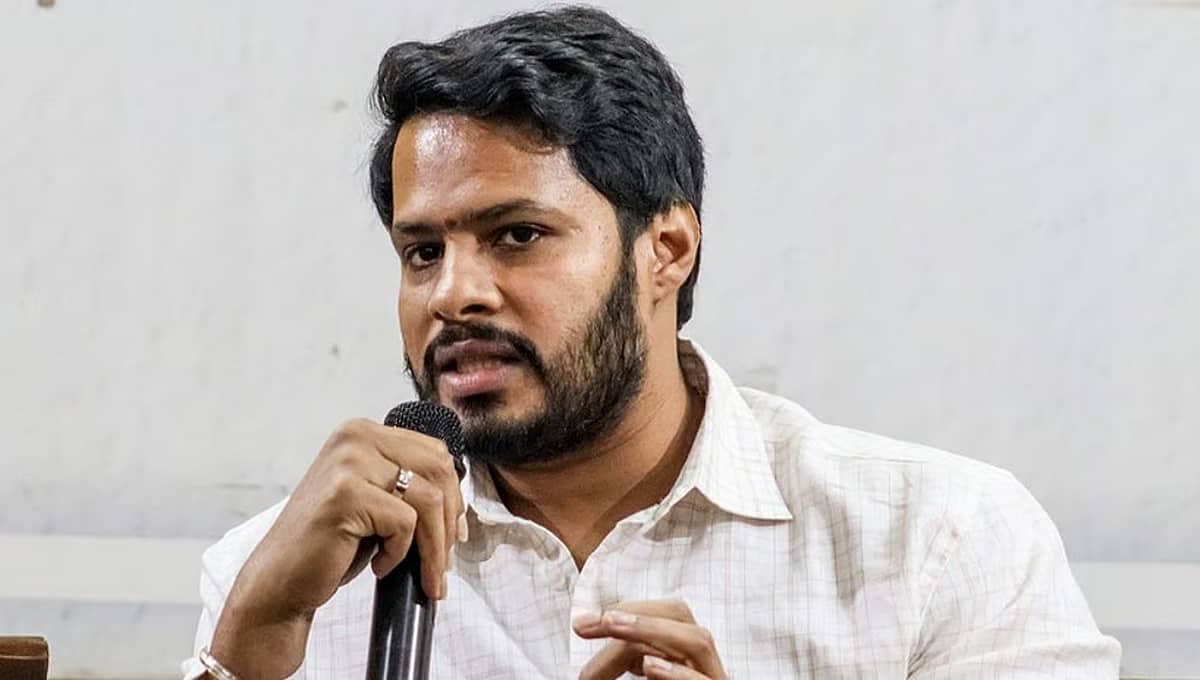 'ನಾವು 37 ಸೀಟು ಇಟ್ಕೊಂಡೇ ಸಾಲಮನ್ನಾ ಮಾಡಿದ್ವಿ, ನಿನಗೆ 136 ಸೀಟ್ ಕೊಟ್ಟಿದ್ದಾರಲ್ಲಪ್ಪಾ, ಯಾರು ತಡೆದಿದ್ದಾರೆ?': ಸಿಎಂಗೆ ನಿಖಿಲ್ ಕೌಂಟರ್