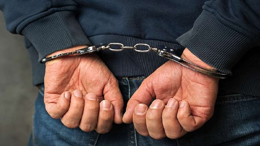 ಬೆಂಗಳೂರು: ಕೆಲಸ ಮಾಡುತ್ತಿದ್ದ ಕಂಪನಿಯಲ್ಲಿ ಕನ್ನ; 91.76 ಲಕ್ಷ ರೂ ದೋಚಿದ ಕ್ಯಾಷಿಯರ್ ಸೇರಿ ಇಬ್ಬರ ಬಂಧನ!