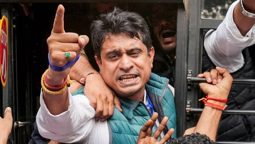ಅರೆಬೆತ್ತಲೆ ಪ್ರತಿಭಟನೆ ಪ್ರಕರಣ: ಯೂತ್ ಕಾಂಗ್ರೆಸ್ ಅಧ್ಯಕ್ಷ ಉದಯಭಾನು ಚಿಬ್ ಜಾಮೀನಿಗೆ ಕೋರ್ಟ್ ತಡೆಯಾಜ್ಞೆ