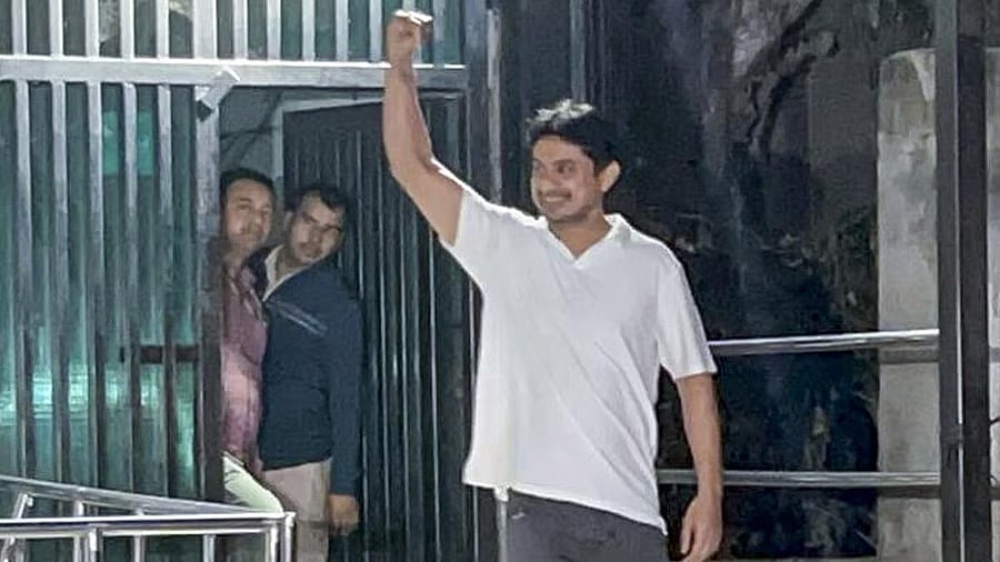 AI ಸಮ್ಮಿಟ್ ವೇಳೆ ಬನಿಯನ್ ಬಿಚ್ಚಿ ಪ್ರತಿಭಟನೆ: ಉದಯ್ ಬಾನು ಚಿಬ್ ಜಾಮೀನು ಮೇಲೆ ಬಿಡುಗಡೆ