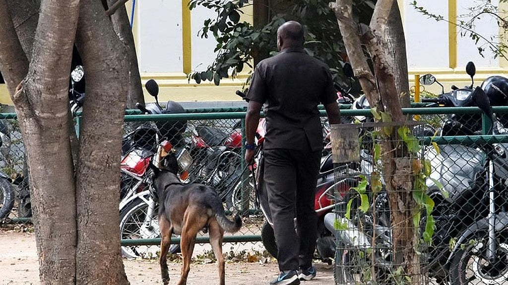 ಹೈದರಾಬಾದ್‌: IMD ಕಚೇರಿಗೆ ಹುಸಿ ಬಾಂಬ್ ಬೆದರಿಕೆ ಸಂದೇಶ, ಕೆಲಕಾಲ ಆತಂಕ!