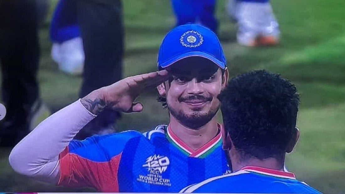 T20 ವಿಶ್ವಕಪ್ 2026: ಗೆಲುವಿನ ಸನಿಹದಲ್ಲಿದ್ದ England ಗೆ ಆಘಾತ, ಪಂದ್ಯದ ಗತಿಯನ್ನೇ ಬದಲಿಸಿದ 'ಆ ಎರಡು ಓವರ್'