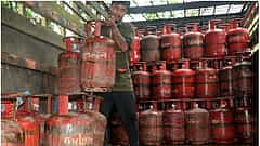 LPG Price Hike: ಇರಾನ್ ಯುದ್ಧ ಮಧ್ಯೆ ಎಲ್ ಪಿಜಿ ಸಿಲಿಂಡರ್ ದರ 60 ರೂ ಏರಿಕೆ