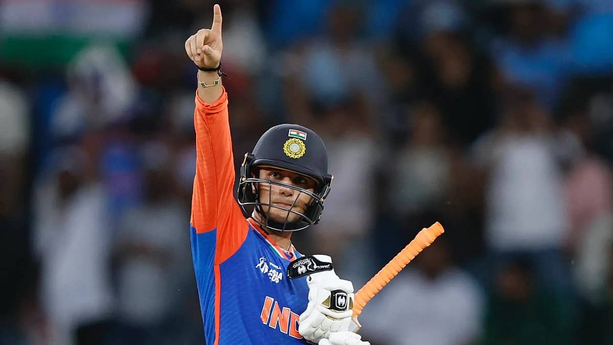 T20 world cup Final: ಕಿವೀಸ್ ಬೌಲರ್ ಗಳ ಅಟ್ಟಾಡಿಸಿದ ಅಭಿಷೇಕ್ ಶರ್ಮಾ- ಸಂಜು ಸ್ಯಾಮ್ಸನ್; ಪಾಕ್ ದಾಖಲೆ ಪುಡಿ!