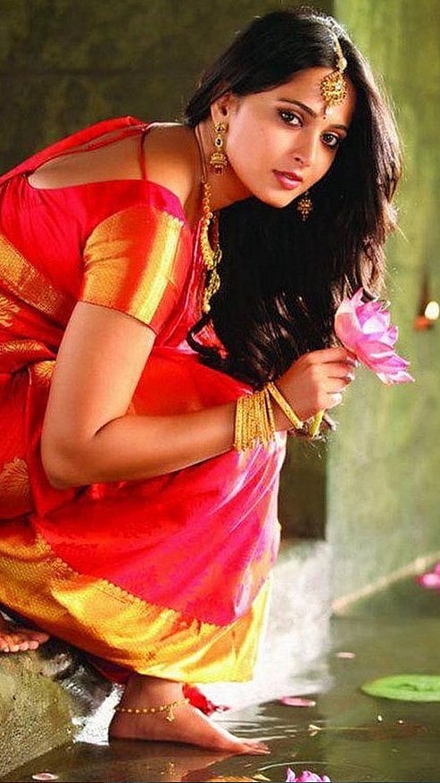 anushka shetty 4