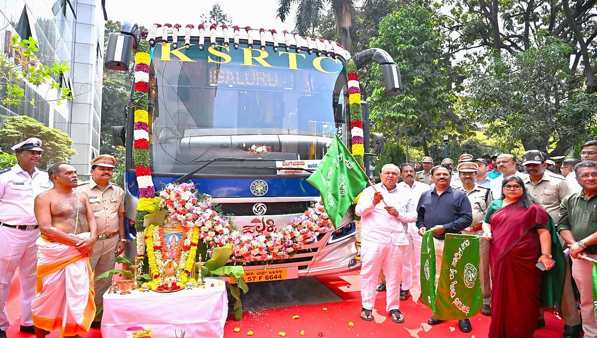 45 ಕರ್ನಾಟಕ ಸಾರಿಗೆ, 70 ಹೊಸ ಪಲ್ಲಕ್ಕಿ ಬಸ್ಗಳಿಗೆ ಸಚಿವ ರಾಮಲಿಂಗಾ ರೆಡ್ಡಿ ಚಾಲನೆ