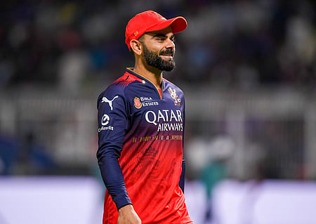 IPL 2026: ಪ್ರಶಸ್ತಿ ಉಳಿಸಿಕೊಳ್ಳಲು RCB ಸೆಣಸಾಟ; ಬೆಂಗಳೂರಿಗೆ ಬಂದಿಳಿದ ವಿರಾಟ್ ಕೊಹ್ಲಿ; Video viral