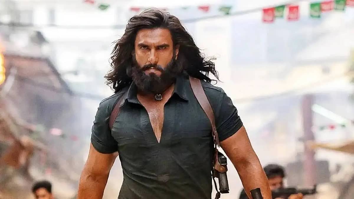 ಧುರಂಧರ್ 2: ಬಿಡುಗಡೆಗೂ ಮುನ್ನವೇ ಅಡ್ವಾನ್ಸ್ ಬುಕ್ಕಿಂಗ್ನಿಂದ 100 ಕೋಟಿ ರೂ ಕಲೆಕ್ಷನ್!