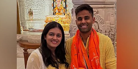 ಮೊದಲ ಮಗುವಿನ ನಿರೀಕ್ಷೆಯಲ್ಲಿ T20 ನಾಯಕ ಸೂರ್ಯಕುಮಾರ್ ಯಾದವ್ ದಂಪತಿ: ಬೇಬಿ ಶವರ್ ವಿಡಿಯೊ ವೈರಲ್