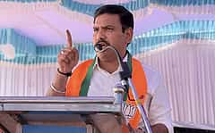 IPL ಟಿಕೆಟ್ ವಿವಾದ: ರಾಜಕೀಯ ವಲಯದಲ್ಲಿ ಕಾವೇರಿದ ಚರ್ಚೆ; ಶಾಸಕರ ಬೇಡಿಕೆಗೆ ವಿಜಯೇಂದ್ರ ವಿರೋಧ