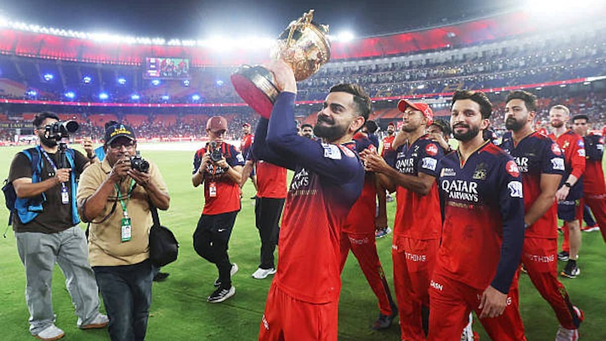 IPL ಇತಿಹಾಸದಲ್ಲೇ ಅತಿದೊಡ್ಡ ಮಾರಾಟ: 16,000 ಕೋಟಿ ರೂ ಗೆ RCB ಸೇಲ್; ಹೊಸ ಮಾಲೀಕರು ಯಾರು ಗೊತ್ತಾ?