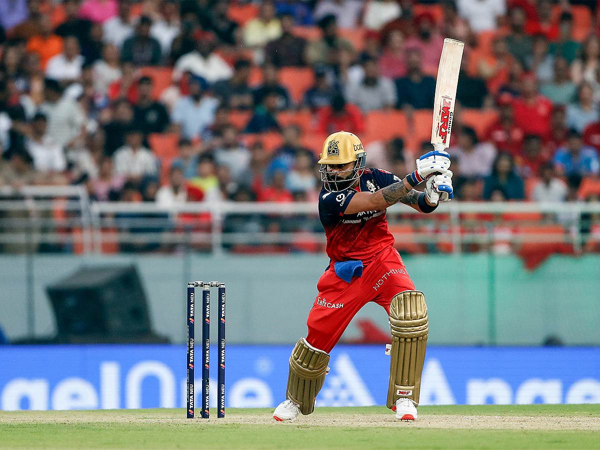 RCB ಪ್ಲೇಯಿಂಗ್ ಇಲೆವೆನ್ನಲ್ಲಿ ಐವರು 'ವಿದೇಶಿ ಆಟಗಾರರು'?: ಬೇಸರ ವ್ಯಕ್ತಪಡಿಸಿದ ವಿರಾಟ್ ಕೊಹ್ಲಿ!